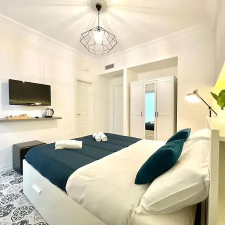 Diamond - 200mq In Centro Citta Con Terrazza Privata Лечче