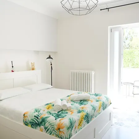 Diamond - 200mq In Centro Citta Con Terrazza Privata * Лечче